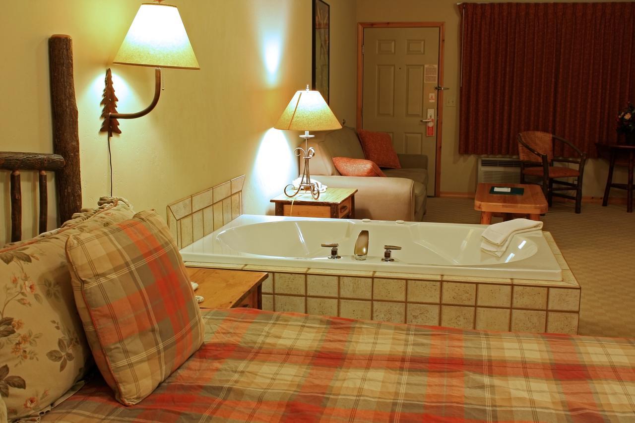 Mountain Lake Lodge Woods Bay Экстерьер фото