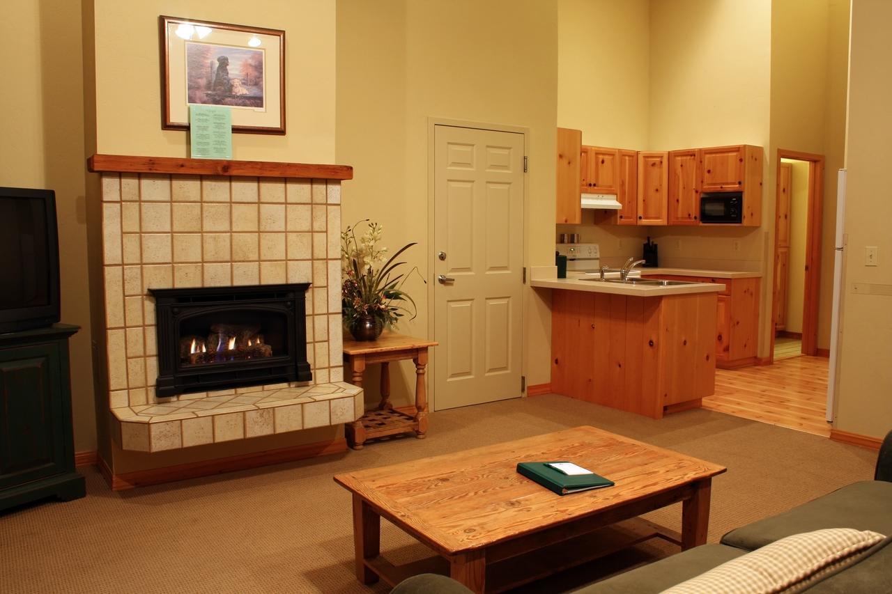 Mountain Lake Lodge Woods Bay Экстерьер фото